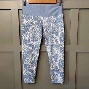 Prana Pillar Printed Capri Legging Blue Palm Print Climbing Yoga Gym Size Small